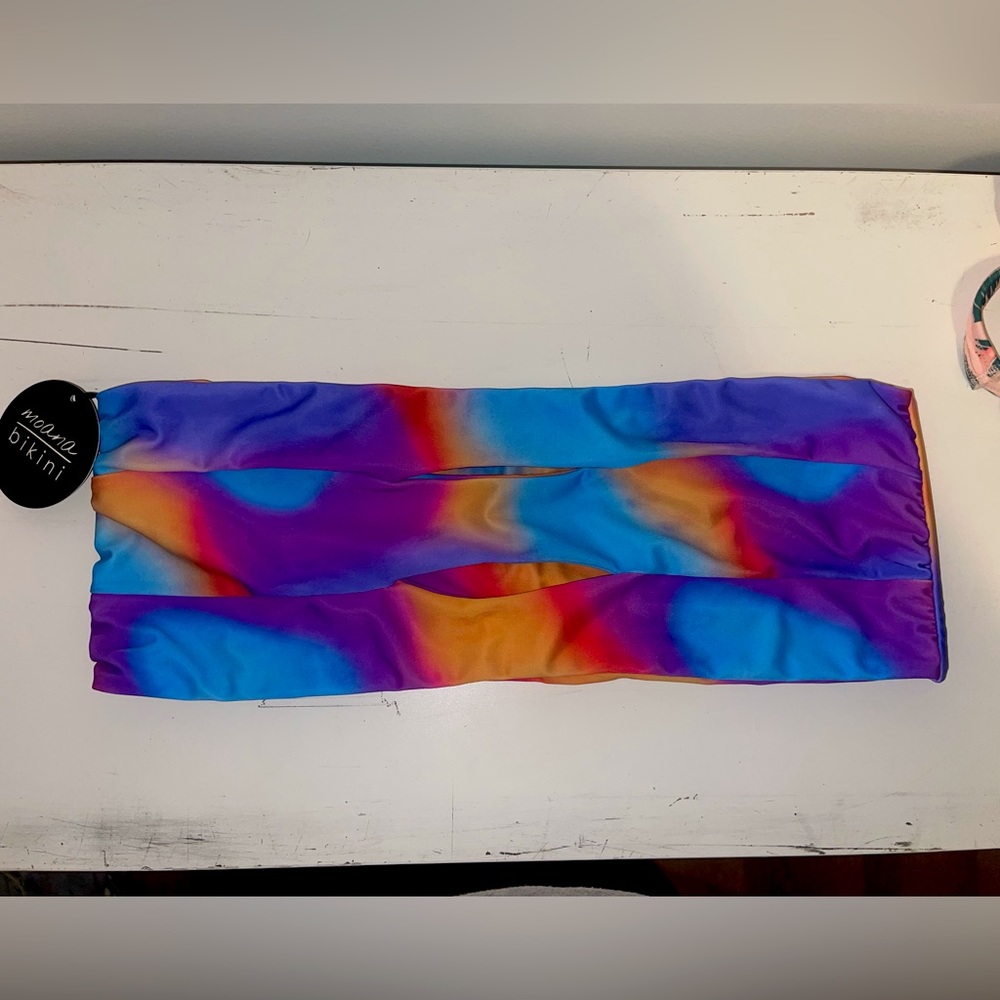 Moana Bikini Strapless Top 🥭